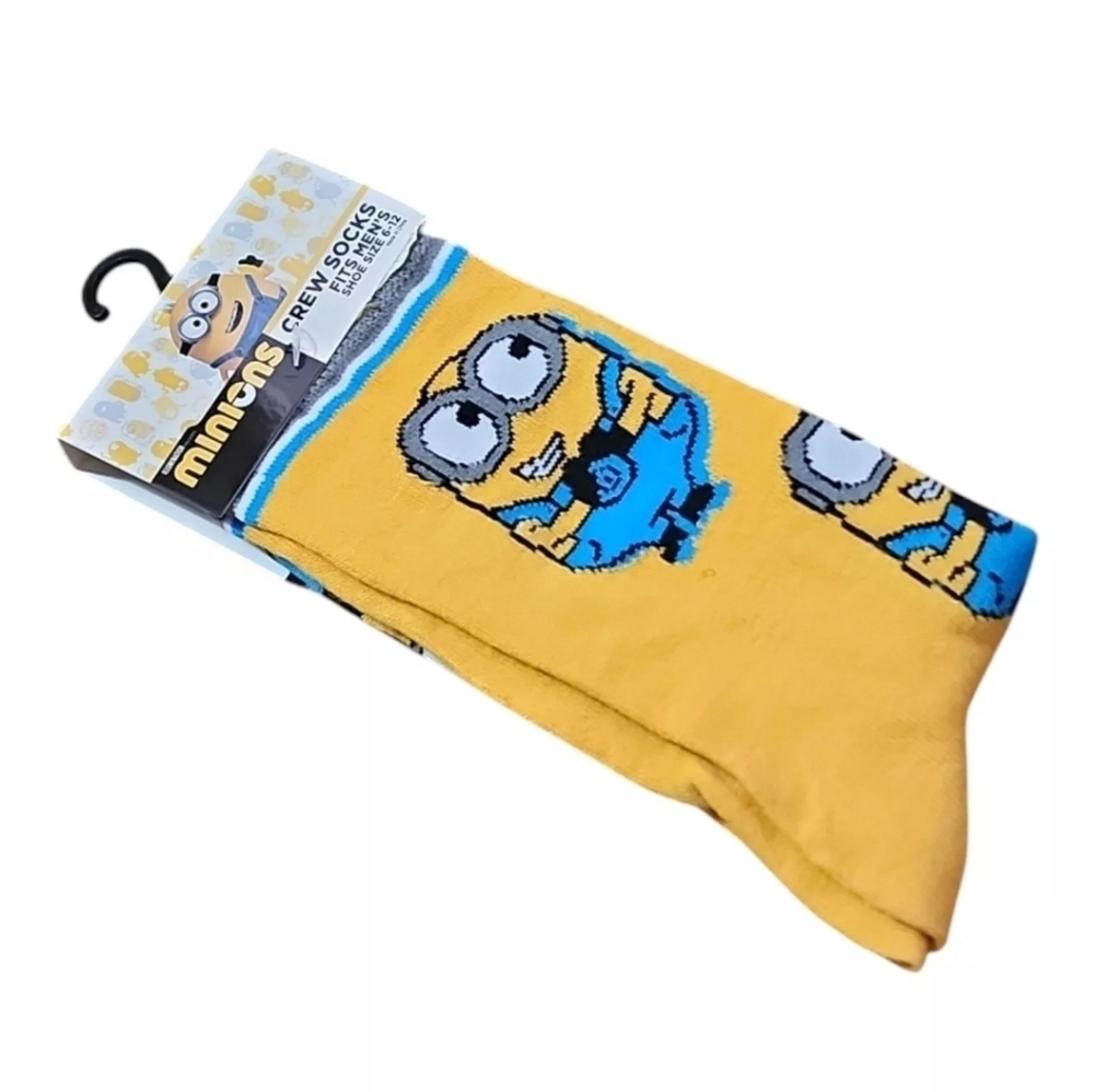 4/$25 Minions Novelty Crew Socks Unisex Gender Neutral New - Picture 2 of 5